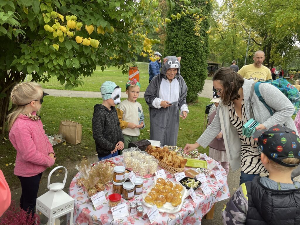 Meeleolukas mihklipäev Tartu Maarjamõisa Lasteaias