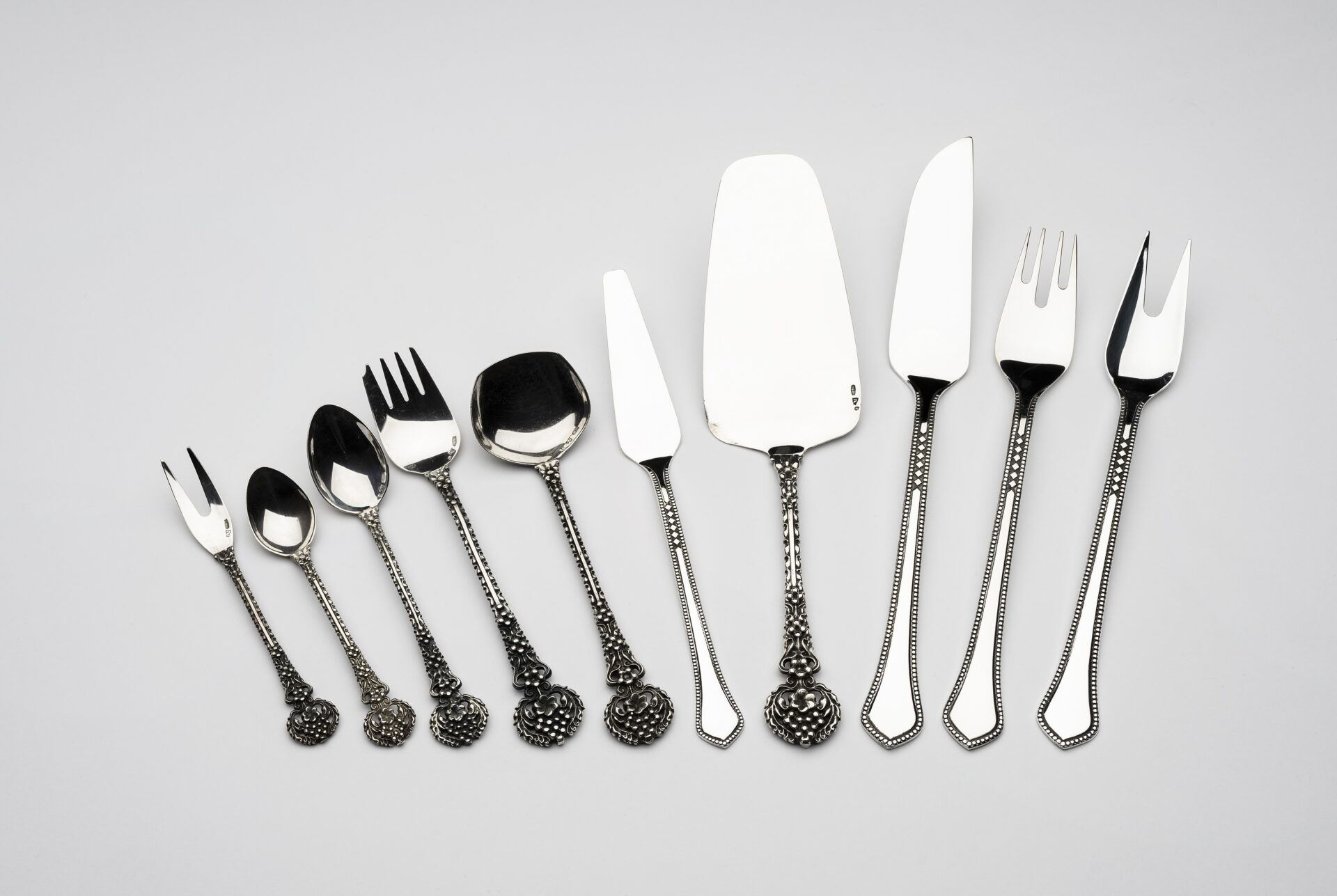 Urve Küttneri fantaasiarikas ehtekunsti näitus