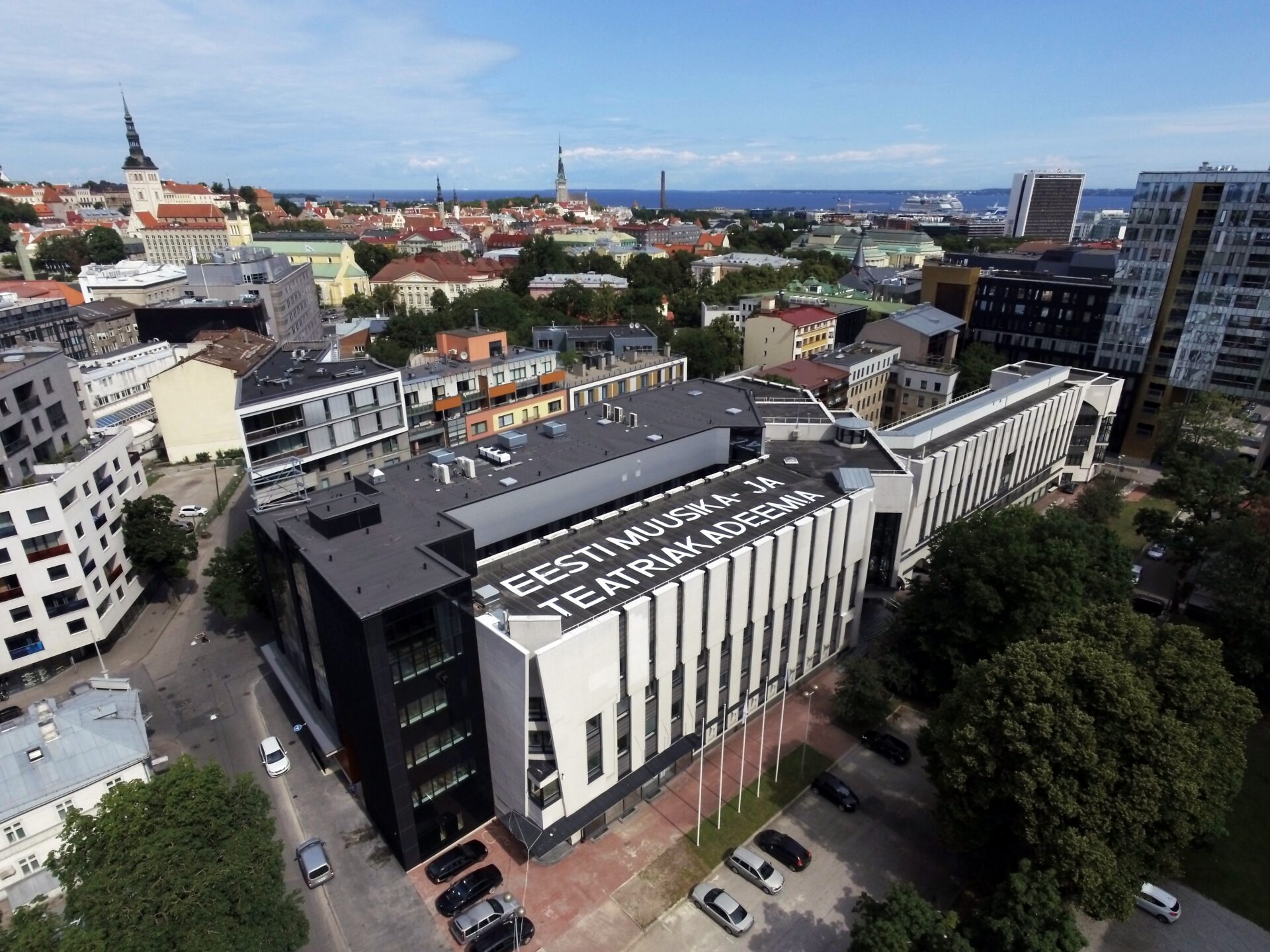 Esseekonkurss kutsub noori muusikateemadel kaasa mõtlema