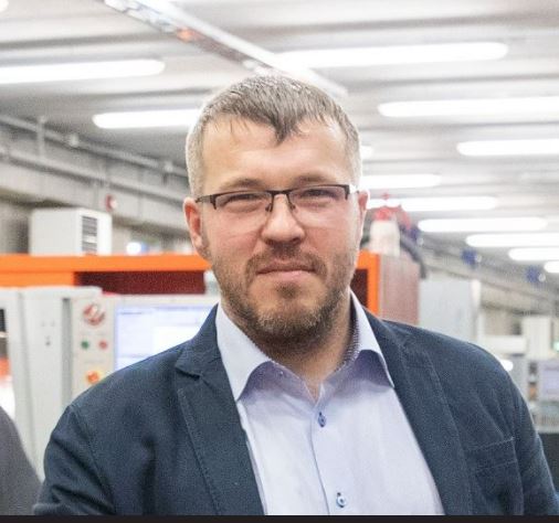 Näidake lastele roboteid ehk Laste tulevane rikkus sõltub koolijuhist ja tööõpetuse õpetajast 