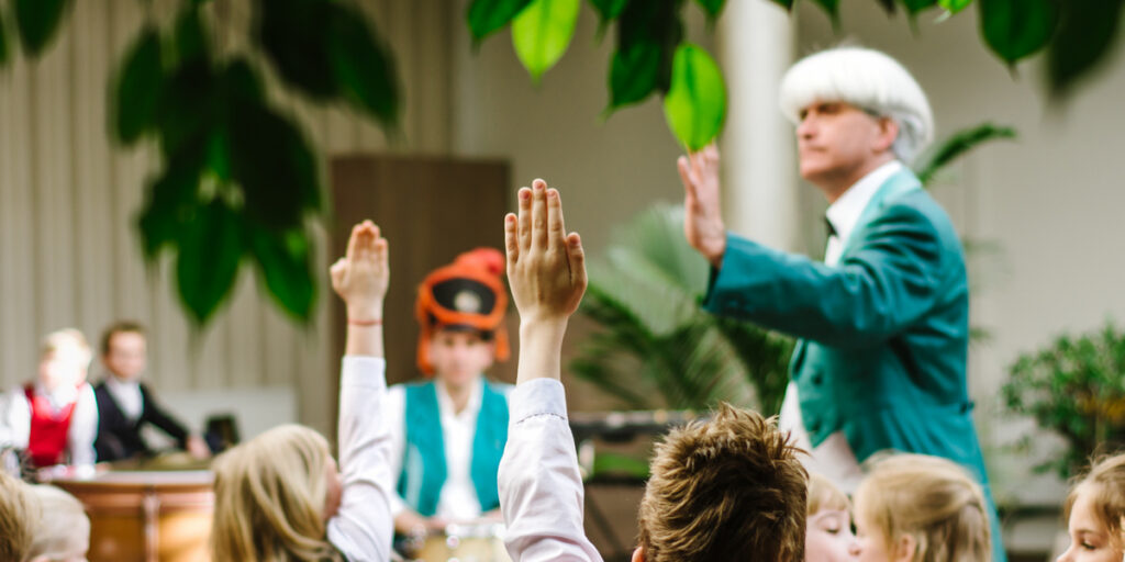 Rahvusooperi haridusprojektid viivad lapsed muusikateatri võlumaailma