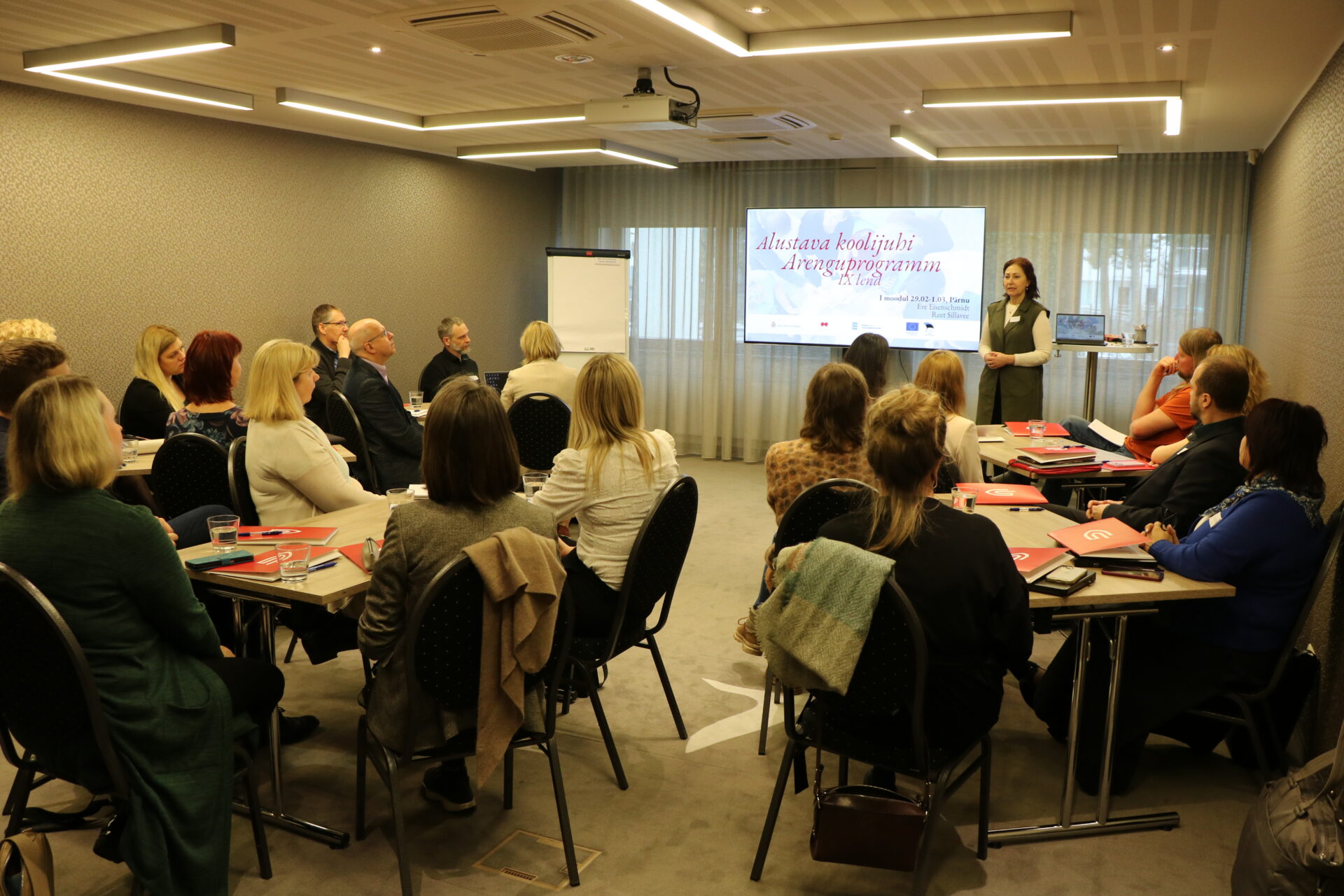 Startis alustavate koolijuhtide arenguprogrammi üheksas lend