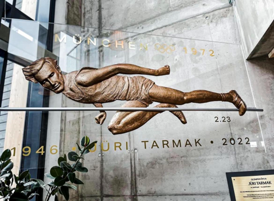 Uhke sünnipäevanädal Raudtee tänaval