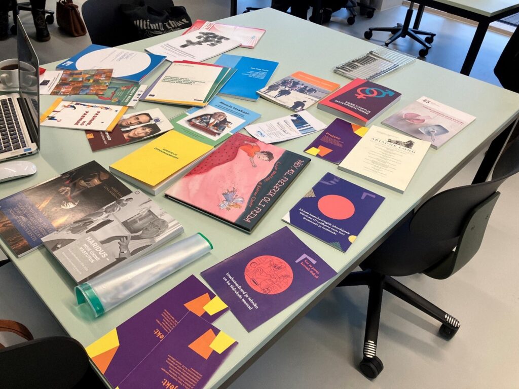 Vajame soostereotüüpidest vabasid kooliõpikuid