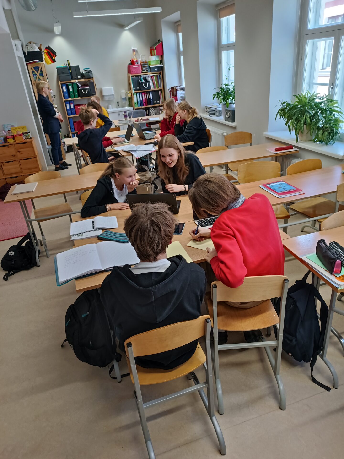 Suure pusle kokkupanek. Kuidas luule, popmuusika ja redoksreaktsioonid lõimusid