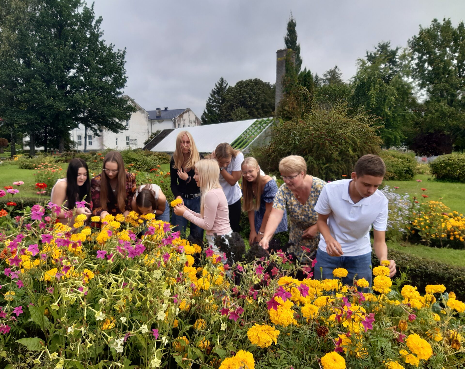 Vändra Gümnaasiumi kooliaia esimene sajand