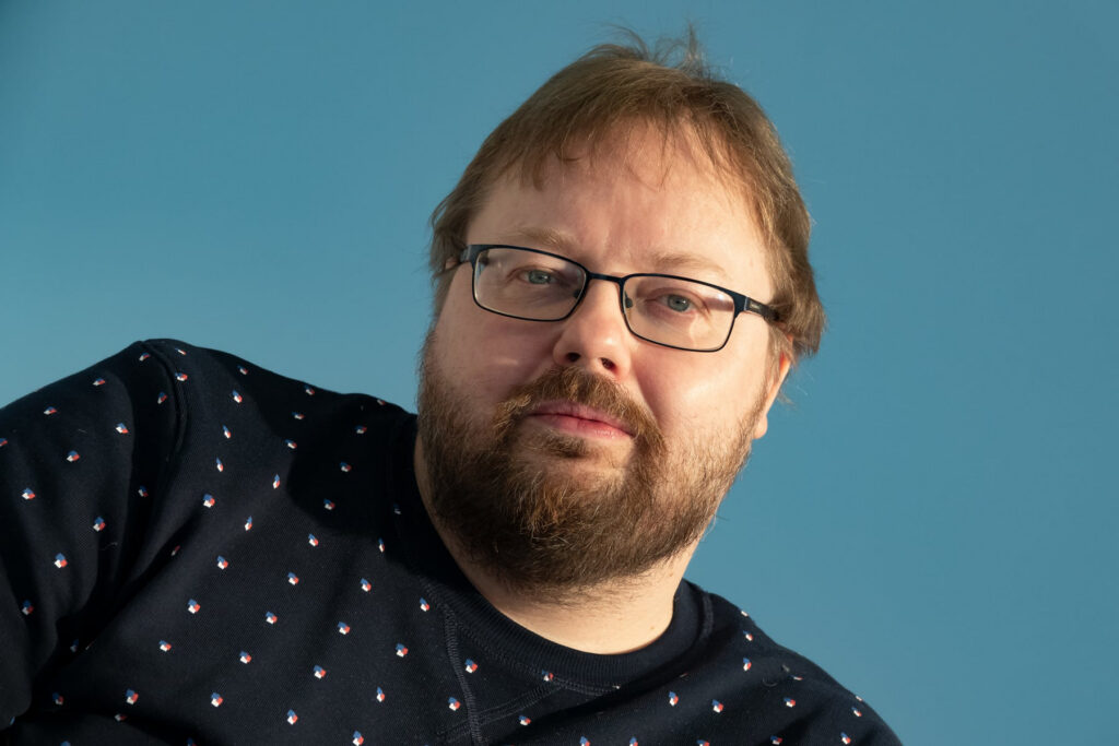 HEV-lapsed täiskasvanute gümnaasiumisse: lahendus või leppimine?