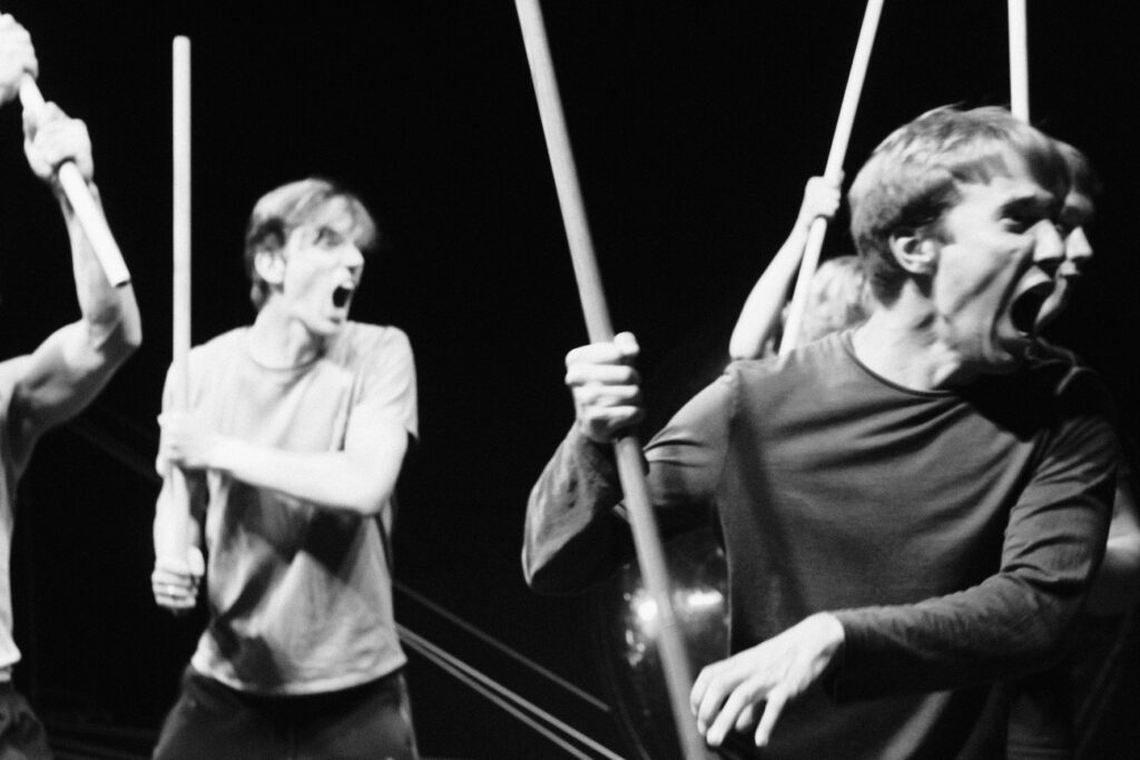 Eesti Noorsooteatri sügis – uus teatrisaal ja põnevad külalised