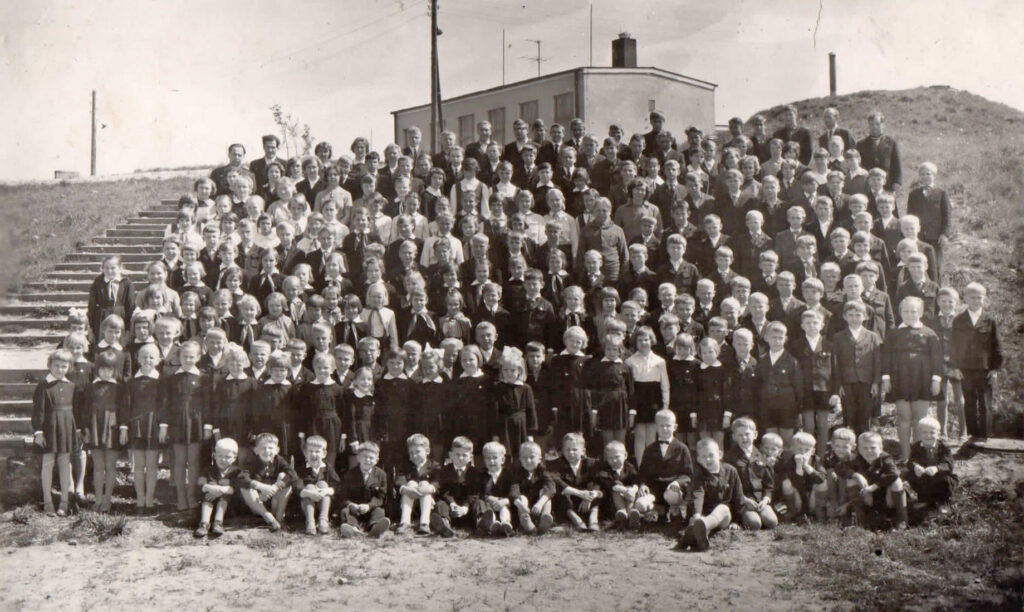 Viimased sada aastat Kirde-Eesti koolielus. Eksperiment lastega