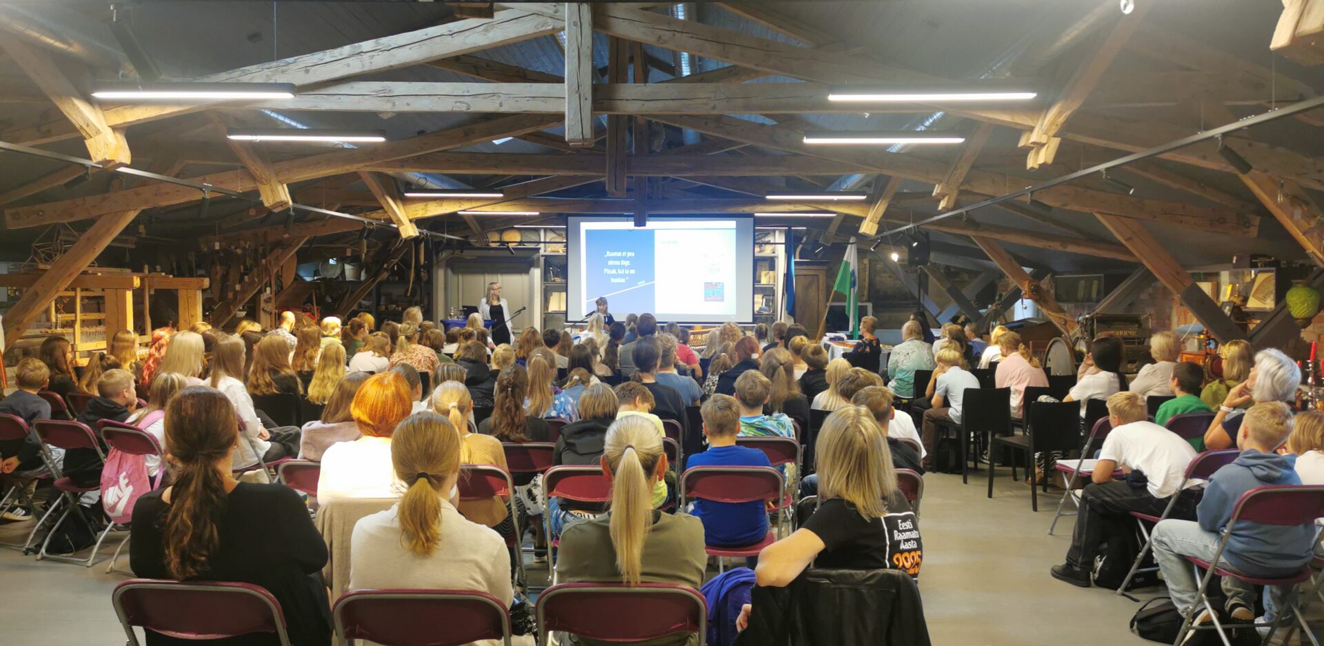 Väikesed kodu-uurijad kohtusid Eestimaa südames