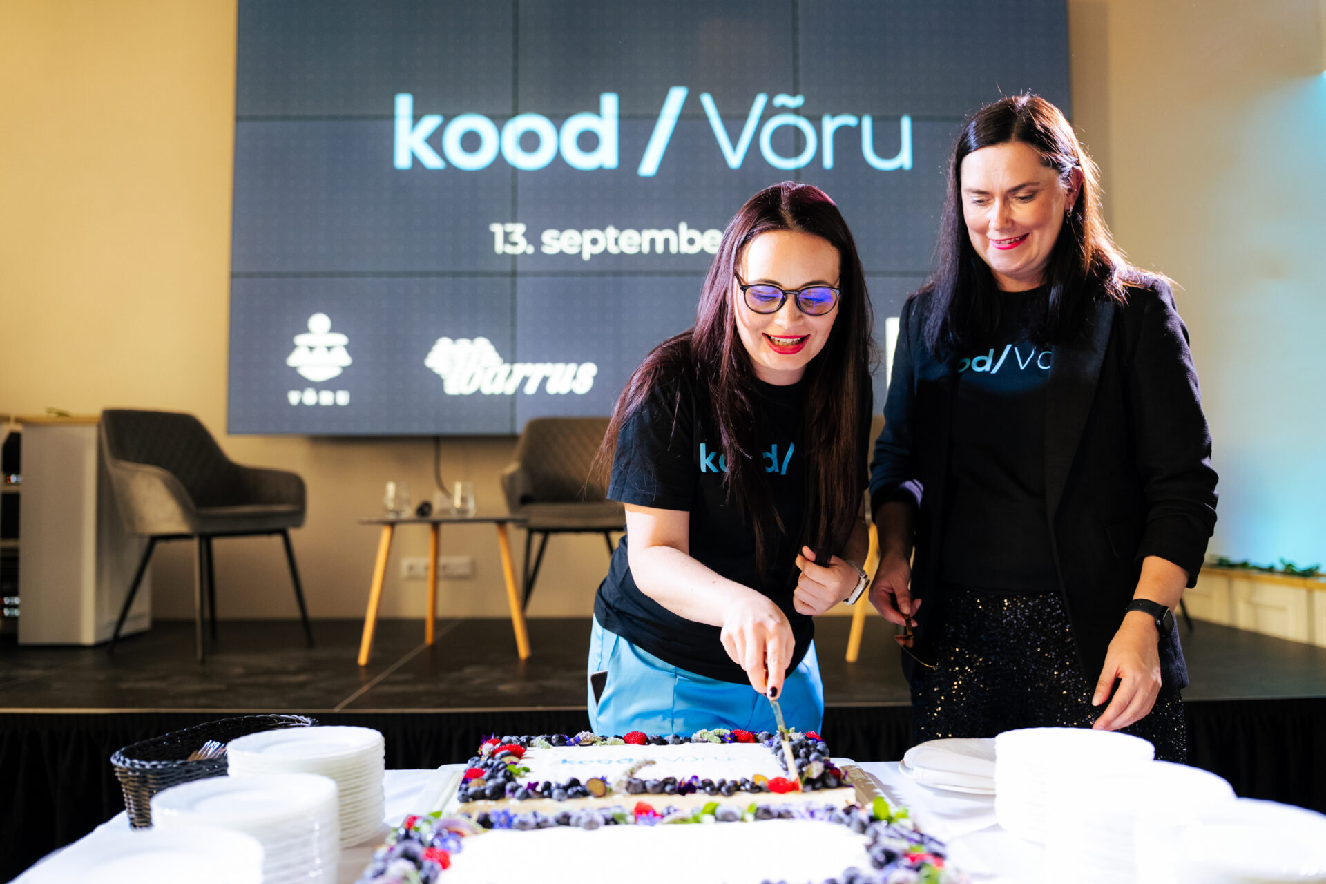 Võrus avati programmeerimiskool kood/Võru