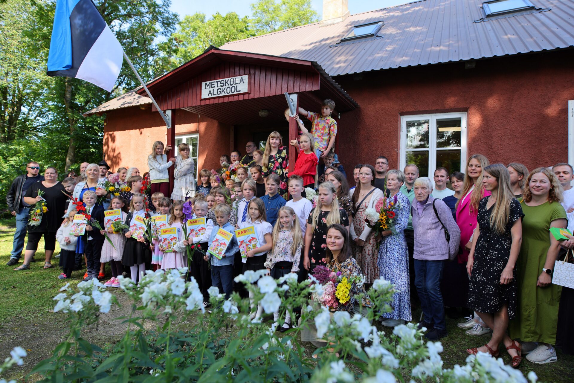 Metsküla kooli direktor: „Jäime üle noatera ellu ja oleme nüüd tugevamad kui kunagi varem“