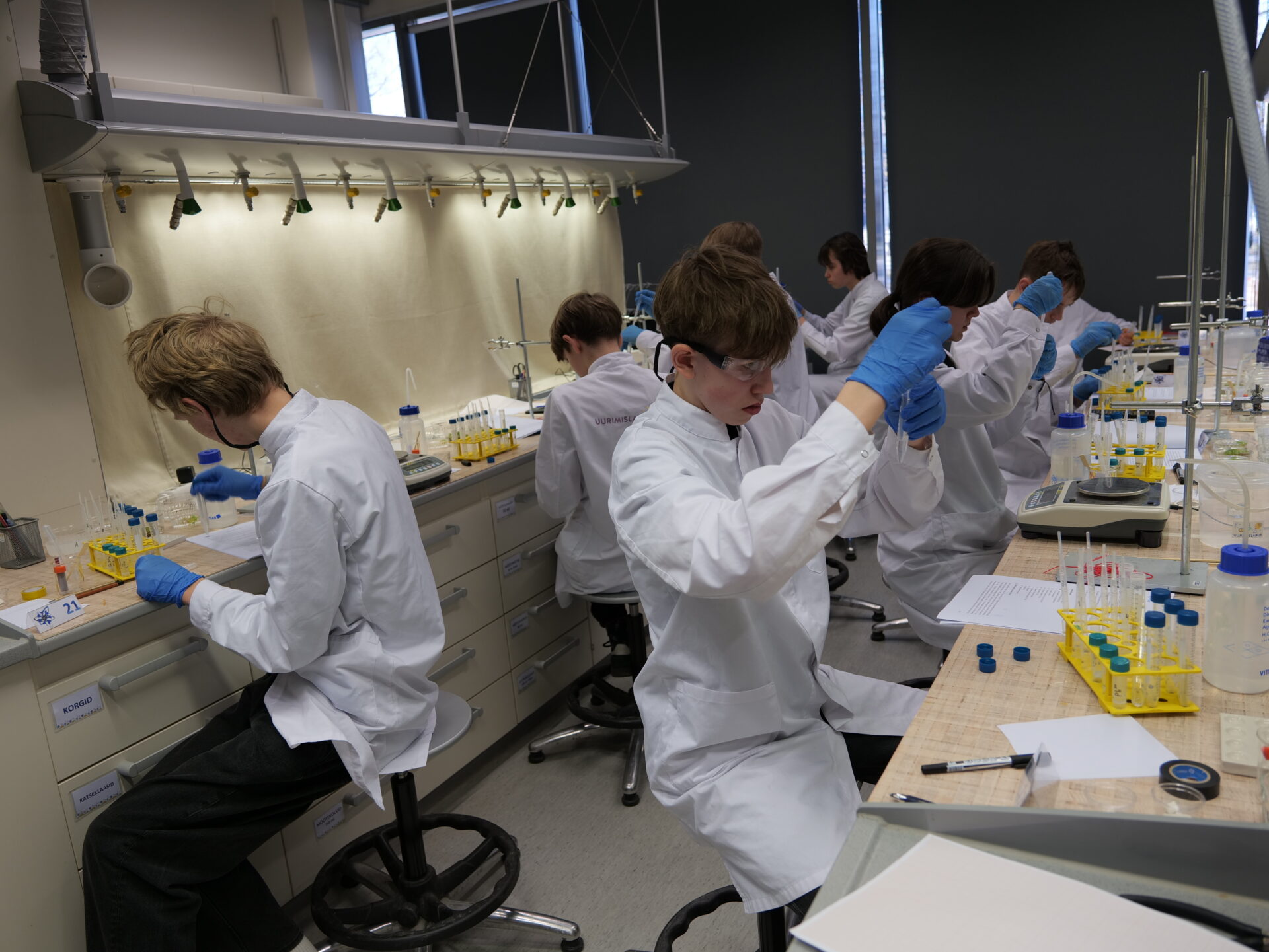 Tartu Ülikooli teaduskool – formaal- ja mitteformaalhariduse lõimingu teerajaja