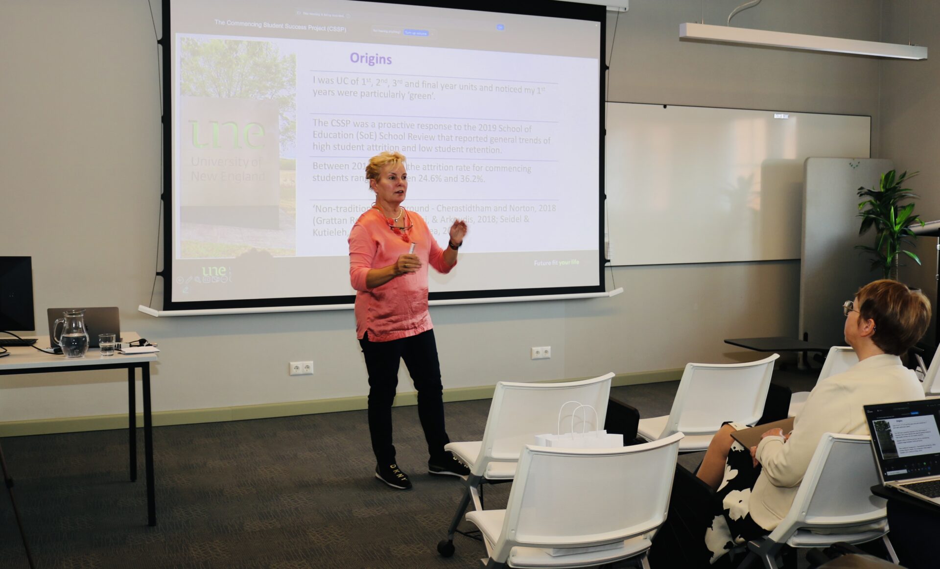 Ingrid Harrington uurib, kuidas anda üliõpilasele tagasi tema hääl