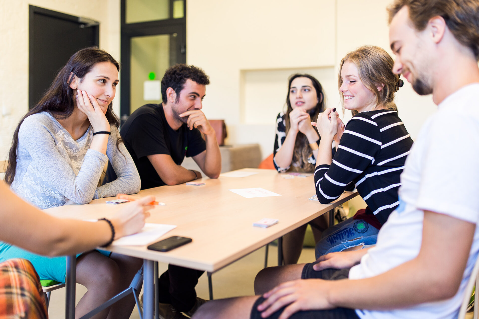 Uued infomaterjalid aitavad nutiseadmete kasutamises kokku leppida