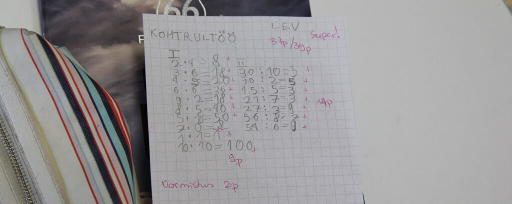 Oktoobri tasemetööd: tugev inglise keel, mure matemaatika ja loodusvaldkonnaga