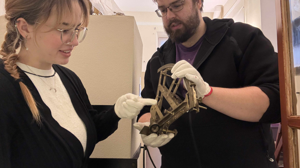 Peagi saavad &otilde;petajad koolis ajalooliste teadusinstrumentide abil reaalaineid &otilde;petada